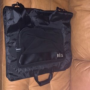 BEIS Travel Garmet Bag